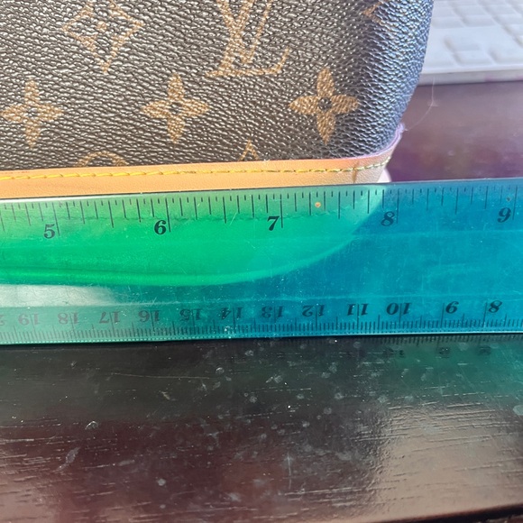 Louis Vuitton Brown Monogram Bucket Bag - Picture 5 of 8